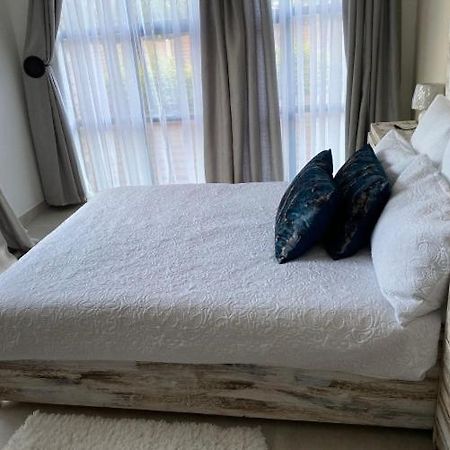 Appartamento Lime Court Two Pretoria-Noord Esterno foto