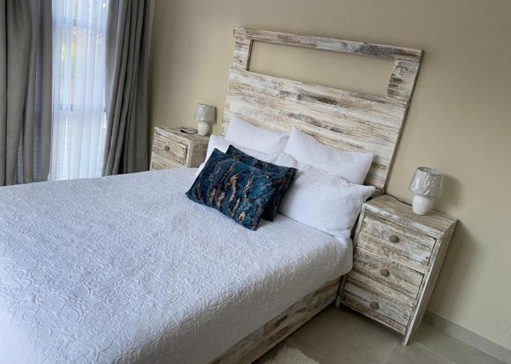 Appartamento Lime Court Two Pretoria-Noord Esterno foto