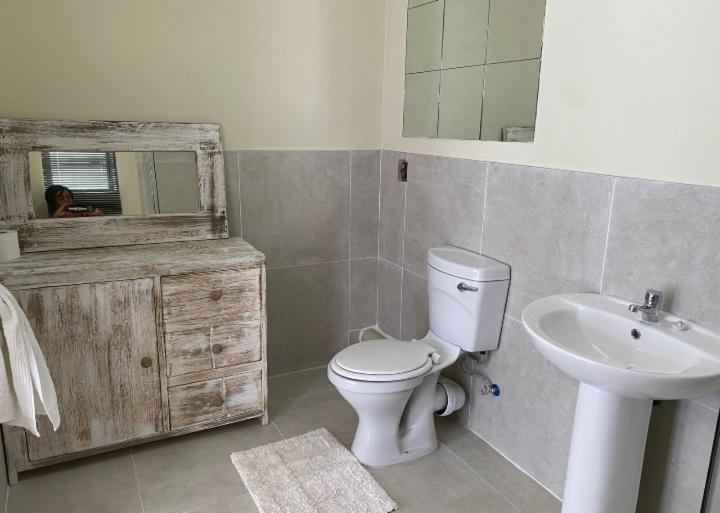 Appartamento Lime Court Two Pretoria-Noord Esterno foto