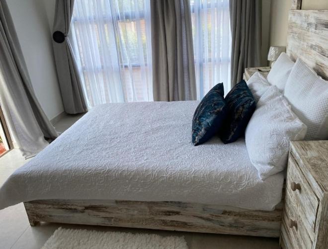 Appartamento Lime Court Two Pretoria-Noord Esterno foto