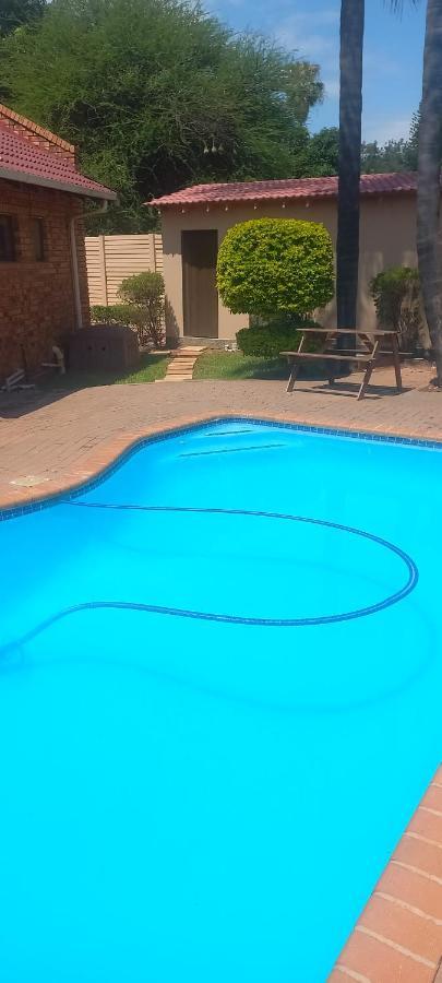 Appartamento Lime Court Two Pretoria-Noord Esterno foto